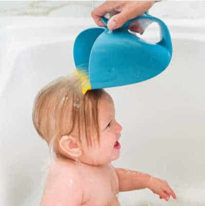 tear free whale shaped cup for washing kids hair