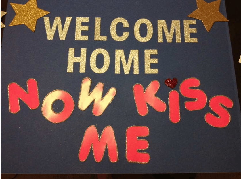 Text: Welcome home. Now kiss me. 